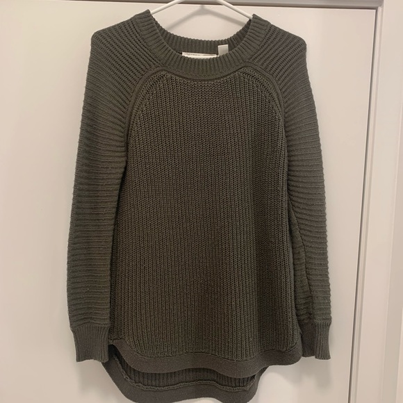 Olive green knit top - Picture 3 of 4